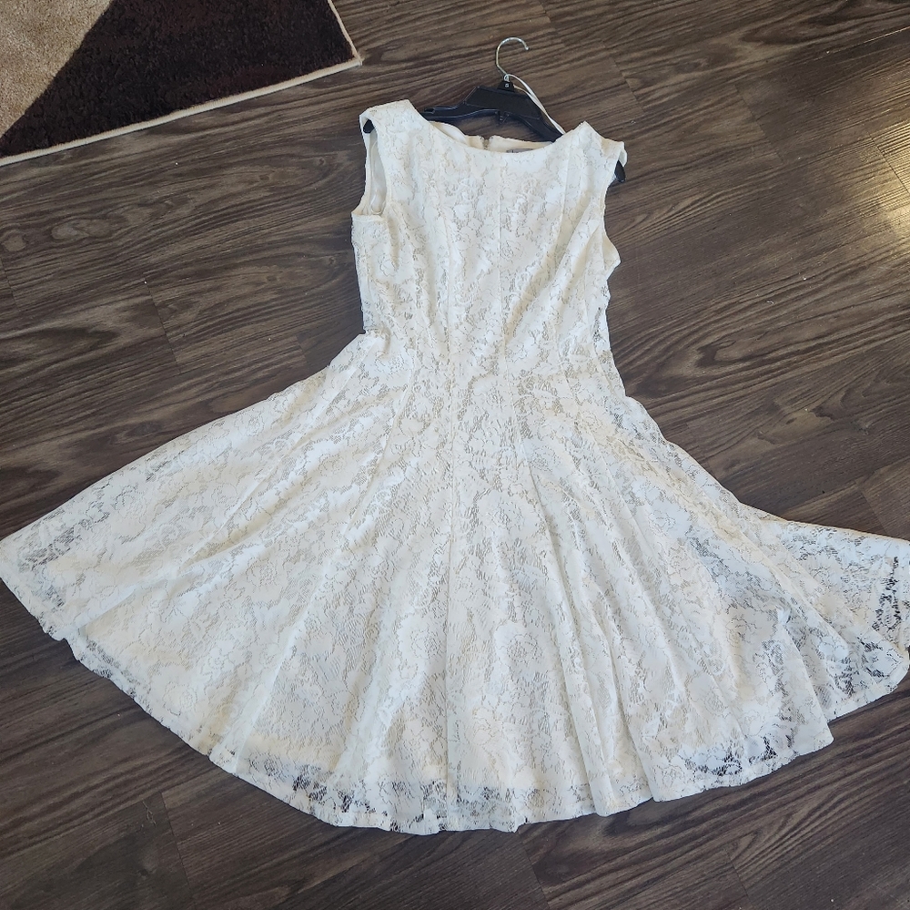 Ladies Lace Dress